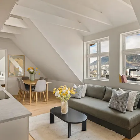アパート Panorama - View In L 2-bedroom ベルゲン