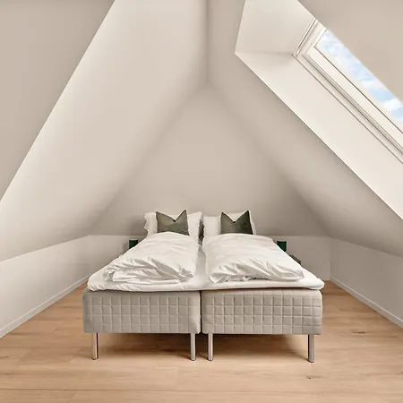 Panorama - View In L 2-bedroom Μπέργκεν